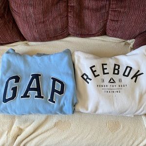 🌿 Bundle of Two Ladies Sweaters 🌿